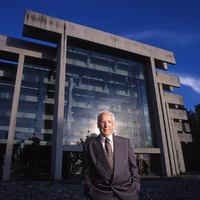 Architect Arthur Erickson by his Magnum Opus, the Museum of Anthropology, at the University of British Columbia